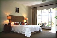 Queen Bedroom - Bottom